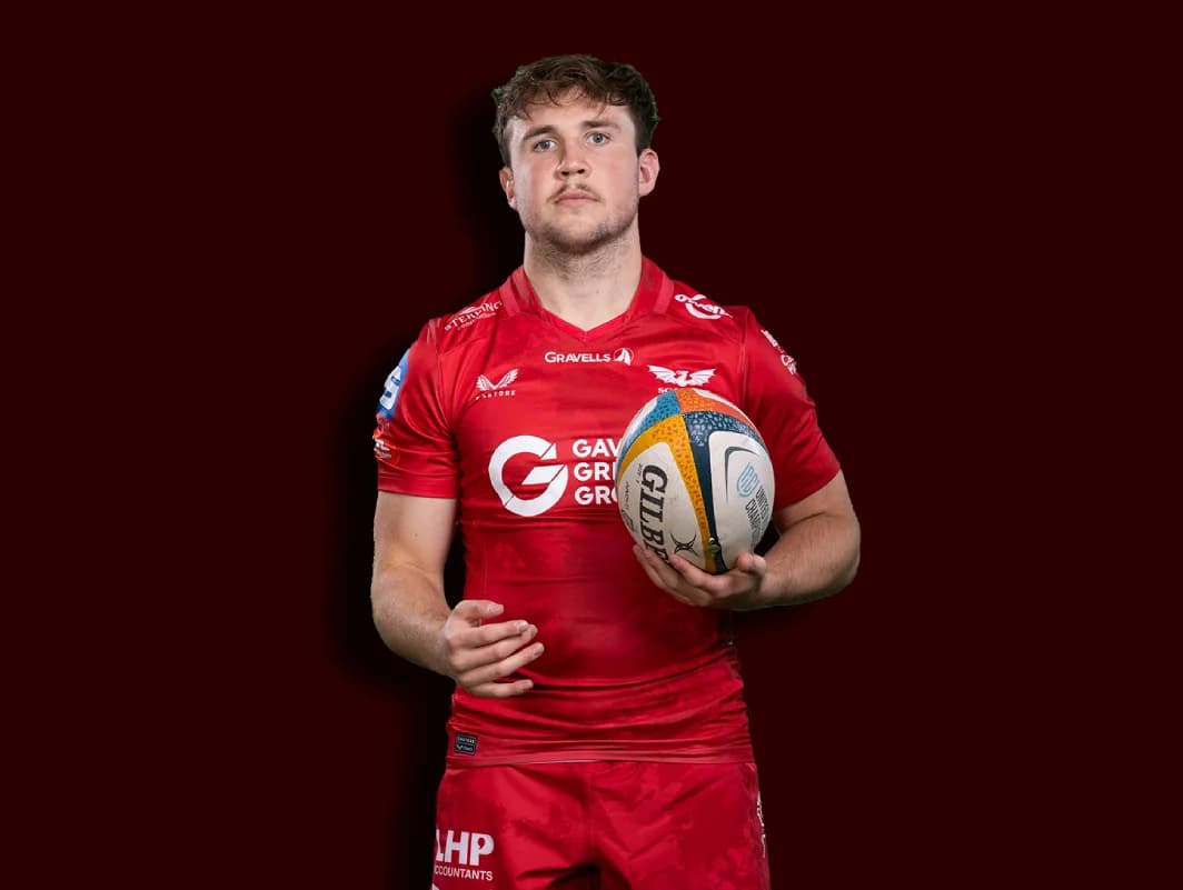 Scarlets and Wales outside-half Ioan Lloyd. Pic: URC
